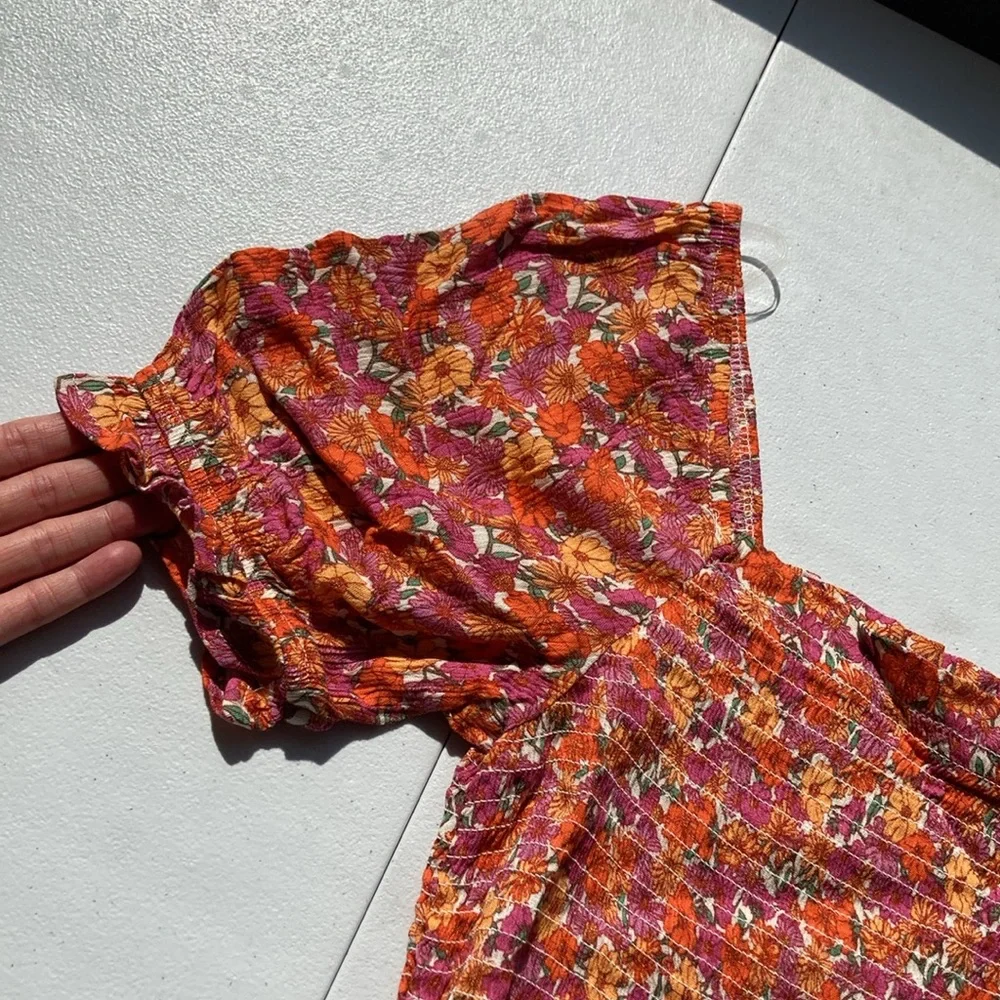 3/$24 SO crop top floral print smocked bodice puff sleeve boho cottagecore L jr - Picture 5 of 17